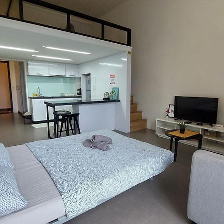 Апартаменти Kl Sentral Loft , Est Bangsar #2, Lrt Куала-Лумпур Екстер'єр фото